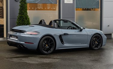 Porsche 718 BOXSTER GTS PDK 5