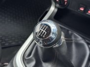 Nissan Navara 2.3 Navara Tekna dCi 4WD 5dr 24