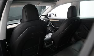 Tesla Model 3 LONG RANGE AWD Ryzen with GROK AI One Owner Heat Pump Adaptive LEDs VAT Q 17