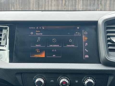 Audi A1 SPORTBACK TFSI TECHNIK 22