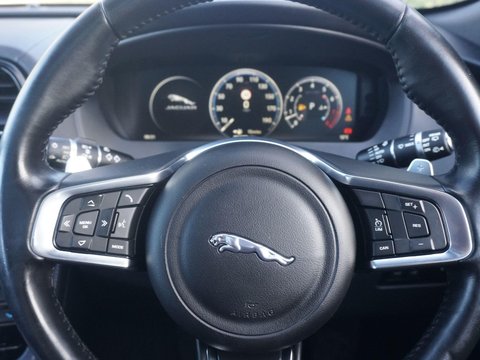 Jaguar F-Pace 3.0 V6 S Auto AWD Euro 6 (s/s) 5dr 45