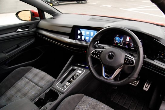 Volkswagen Golf GTE DSG