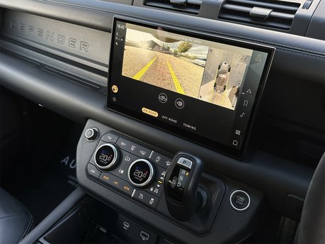 Land Rover Defender V8 78