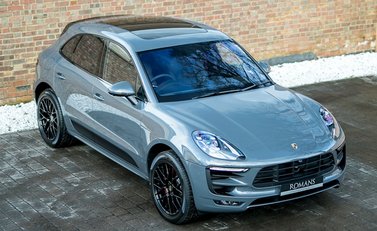 Porsche Macan GTS 34