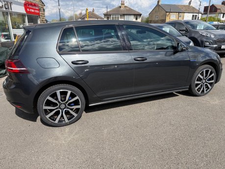Volkswagen Golf GTE NAV DSG 10