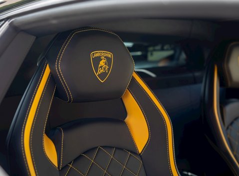 Lamborghini Aventador S LP740-4 20