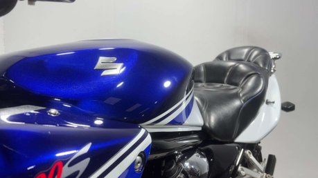 Suzuki Bandit 1200 2005 ONLY 21K NEW MOT SERVICED VERY CLEAN ICONIC MK2 NAKED 27