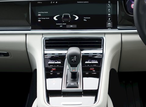 Porsche Panamera Turbo 30