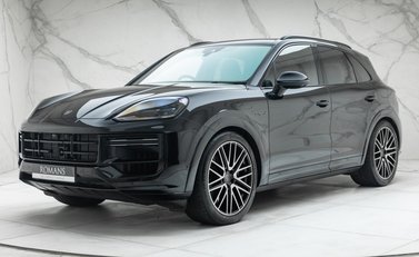 Porsche Cayenne TURBO E-HYBRID 1