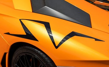 Lamborghini Aventador SV LP 750-4 Roadster 32