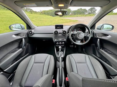 Audi A1 SPORTBACK TFSI SPORT 16