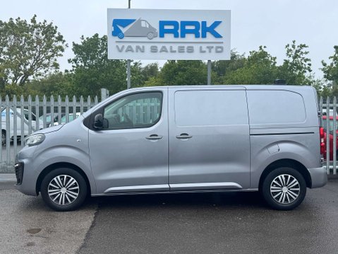 Peugeot Expert 2.0 Expert Professional Premium L1 Blue HDi 17
