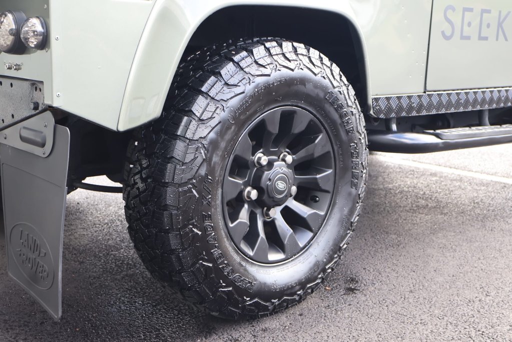 Land Rover Defender 90 HARDTOP HUGE SPEND 4 SEATER WITH SEEKER STYLING BESPOKE BUILD  20