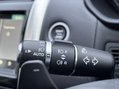 Land Rover Discovery TD6 HSE LUXURY 23