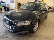 Audi A3 1.6 TDI SE Sportback S Tronic Euro 5 (s/s) 5dr 3