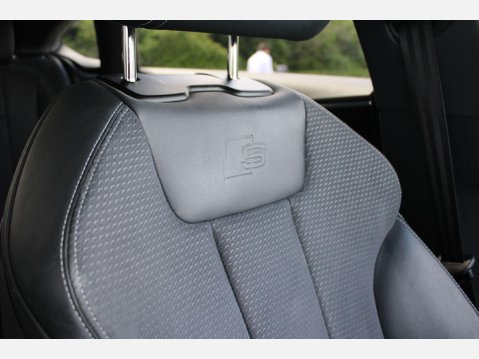 Audi A5 SPORTBACK TFSI S LINE BLACK EDITION MHEV 32