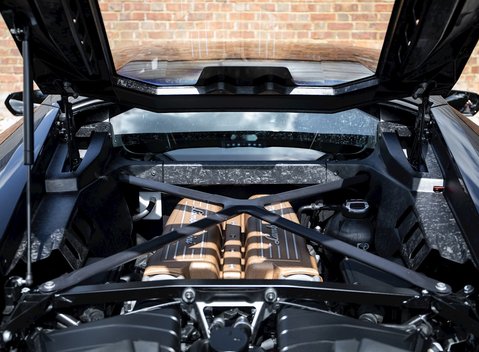 Lamborghini Huracan LP640-4 Performante 26