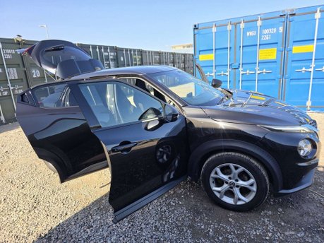 Nissan Juke 1.0 DIG-T N-Connecta SUV 5dr Petrol DCT Auto Euro 6 (s/s) (114 ps) 14