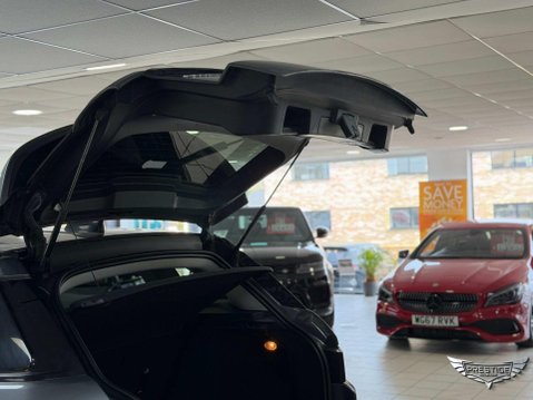 Land Rover Range Rover Evoque 2.0 eD4 SE Tech FWD Euro 6 (s/s) 5dr 43