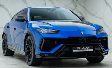 Lamborghini Urus PERFORMANTE 9