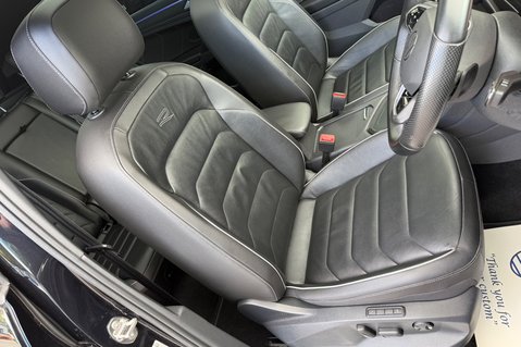 Volkswagen Tiguan R-LINE TDI DSG - RARE LEATHER INTERIOR - APPLE CAR PLAY -CAMERA 35