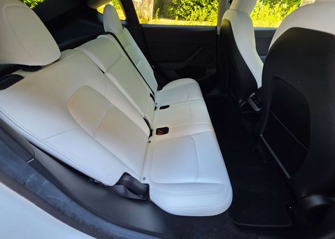 Tesla Model Y ModeL Y Long Range AWD 4WD 5dr 23