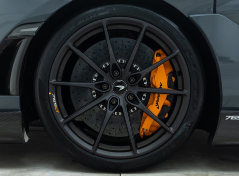 McLaren 765LT Spider 34
