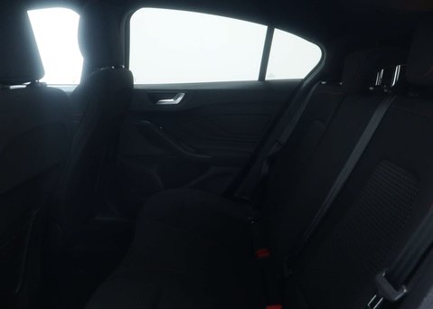 Ford Focus 1.0 Focus ST-Line MHEV Auto 5dr 47