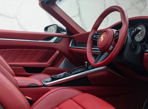 Porsche 911 Turbo S CABRIOLET (992) 16