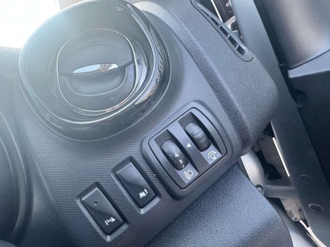 Vauxhall Vivaro 1.6 CDTi 2700 BiTurbo ecoFLEX Sportive Panel Van 5dr Diesel Manual L1 H1 Eu 17