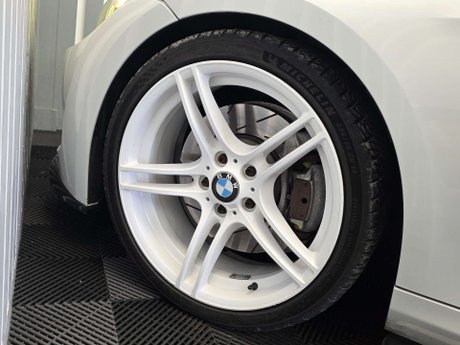BMW 3 Series 3.0 335i Sport Plus Edition Coupe 2dr Petrol DCT Euro 5 (306 ps) 23