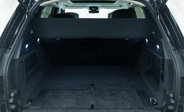 Land Rover Range Rover D350 AUTOBIOGRAPHY LWB 38