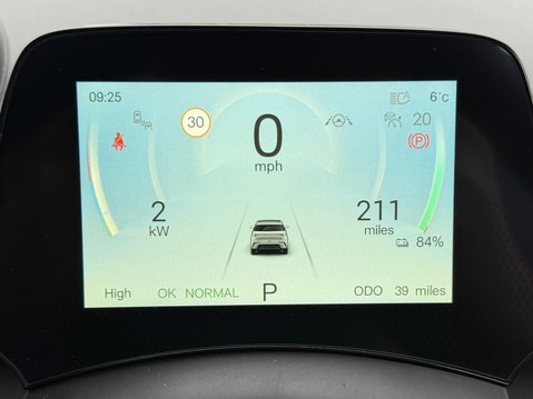 BYD Dolphin 150kW Design 60.4kWh 5dr Auto 19