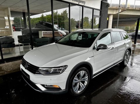 Volkswagen Passat 2.0 TDI Alltrack 4Motion Euro 6 (s/s) 5dr 17