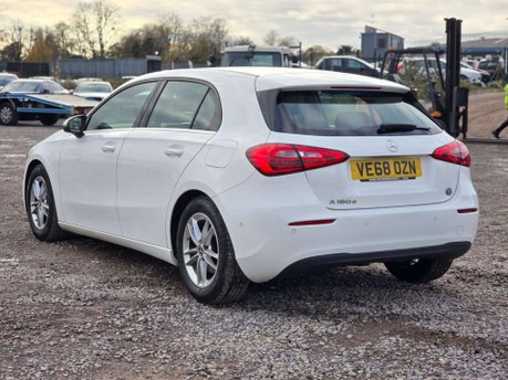 Mercedes-Benz A Class 1.5 A180d SE (Executive) Hatchback 5dr Diesel 7G-DCT Euro 6 (s/s) (116 ps) 11