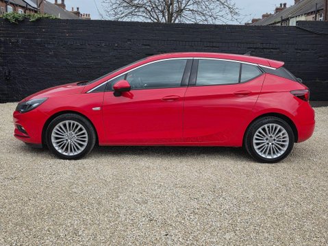 Vauxhall Astra 1.0i Turbo ecoTEC Elite Nav Euro 6 (s/s) 5dr 7