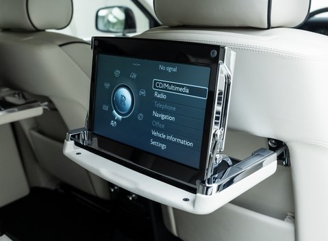 Rolls-Royce Phantom Series II 22