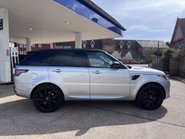Land Rover Range Rover Sport HSE DYNAMIC AUTOMATIC 4