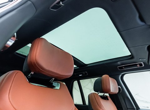 Land Rover Range Rover P530 SV 17