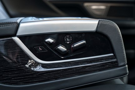 BMW 7 Series 745LE XDRIVE M SPORT PHEV 32