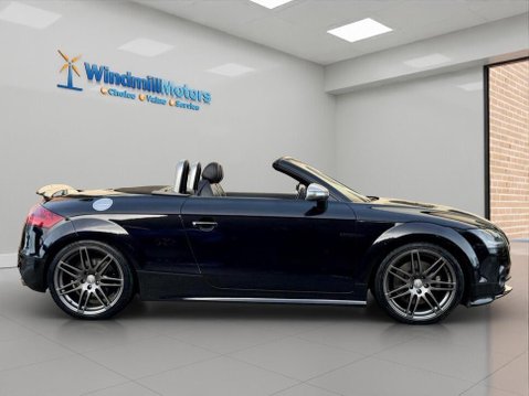 Audi TT 2.0 TFSI Black Edition Roadster S Tronic quattro Euro 5 2dr 4