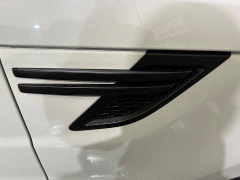 Land Rover Range Rover Sport 3.0 SD V6 Autobiography Dynamic Auto 4WD Euro 6 (s/s) 5dr 62