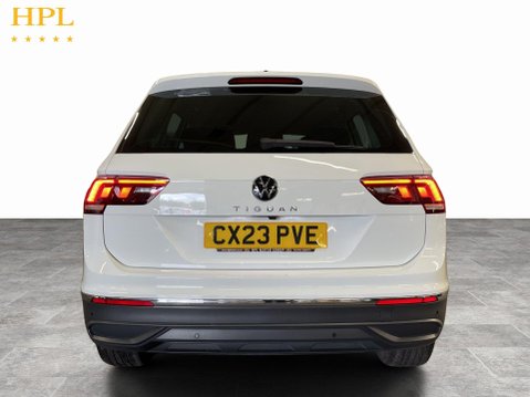 Volkswagen Tiguan 1.5 TSI Life SUV 5dr Petrol DSG Euro 6 (s/s) (150 ps) 6