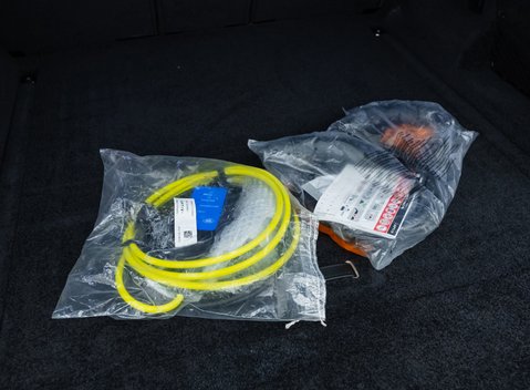 Land Rover Range Rover P440e HSE 28