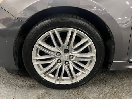 Suzuki Kizashi 2.4 16V Sport CVT 4WD Euro 5 4dr 23