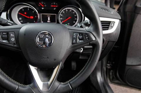Vauxhall Astra SRI NAV 19