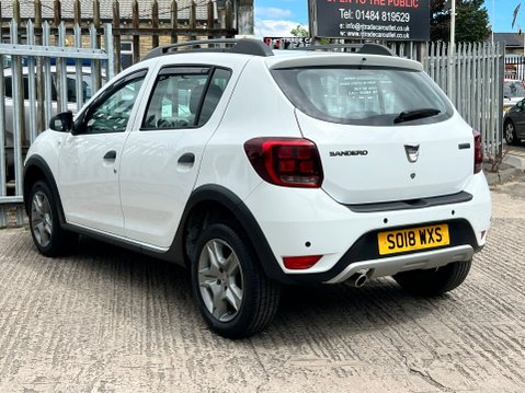 Dacia Sandero Stepway LAUREATE DCI 11
