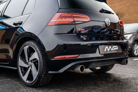 Volkswagen Golf 2.0 Golf GTi Performance TSi 5dr 46
