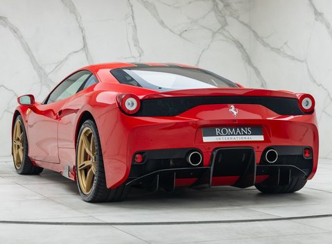 Ferrari 458 Speciale 11
