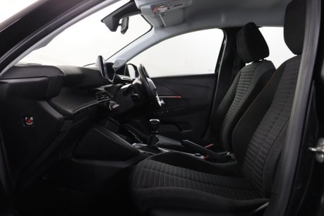 Peugeot 208 PURETECH ACTIVE PREMIUM S/S 42